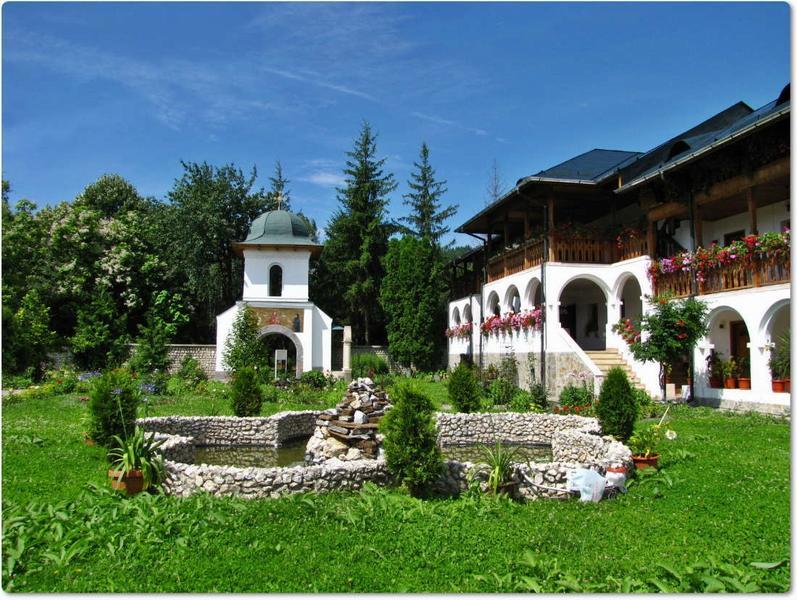 Villa Vila Castelana Caciulata Exterior foto